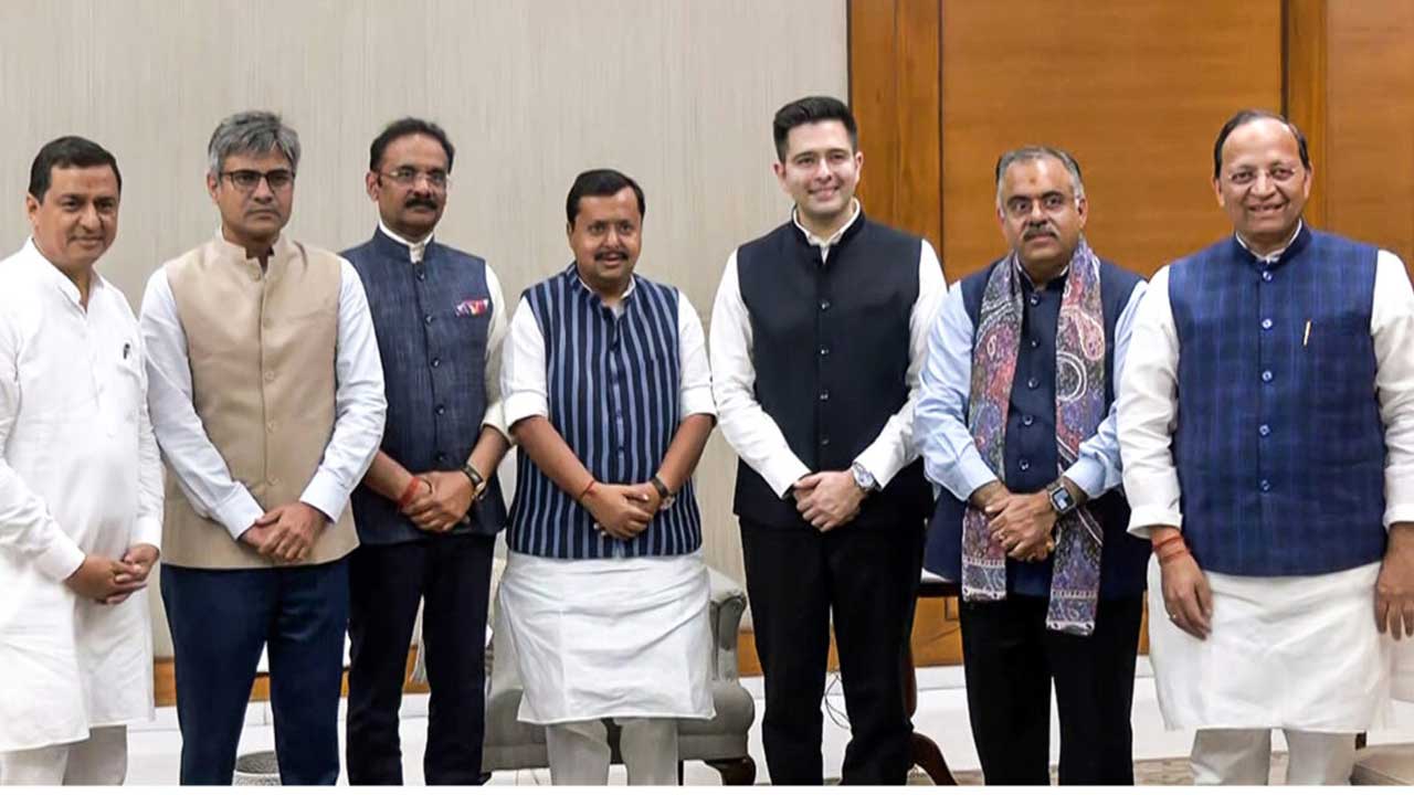 AAP MPs Join BJP