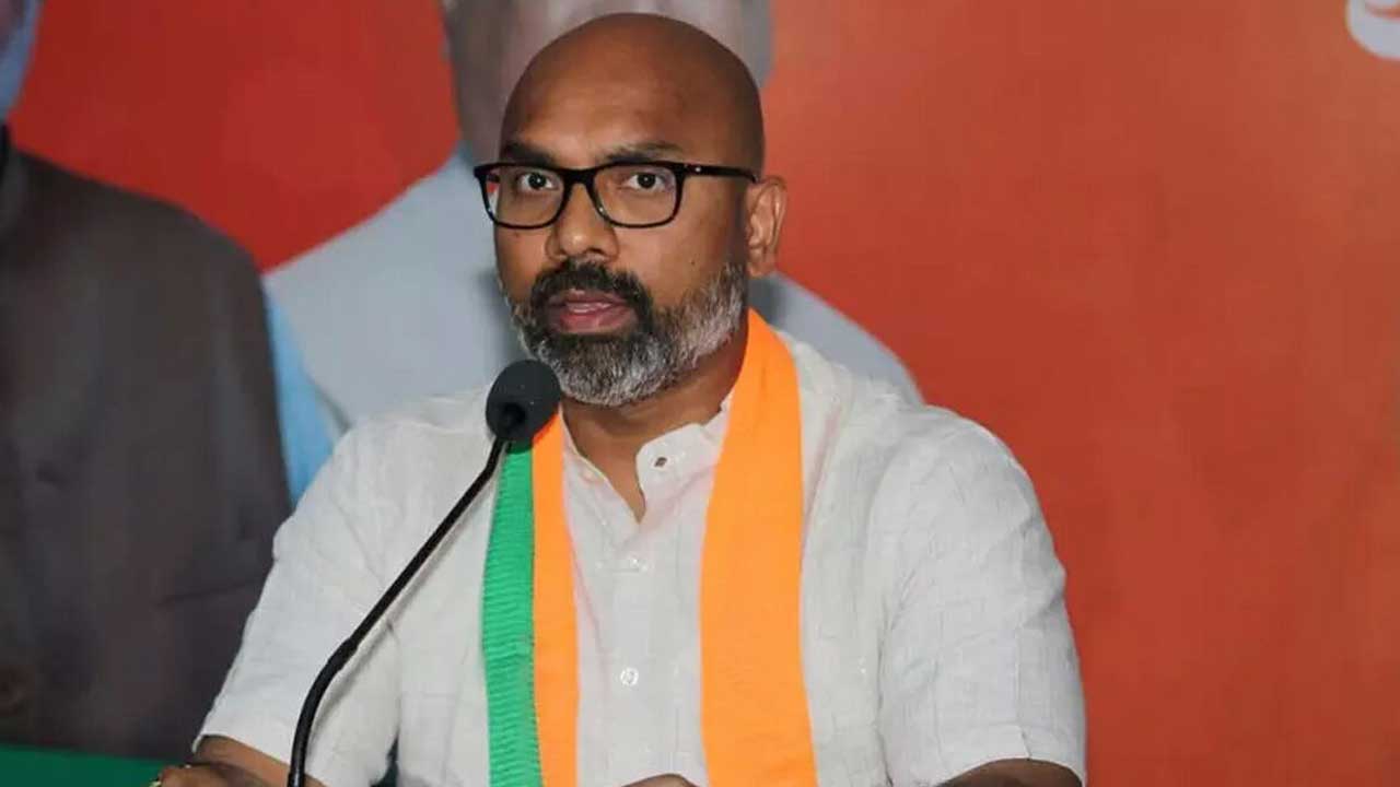 Arvind Comments on KCR