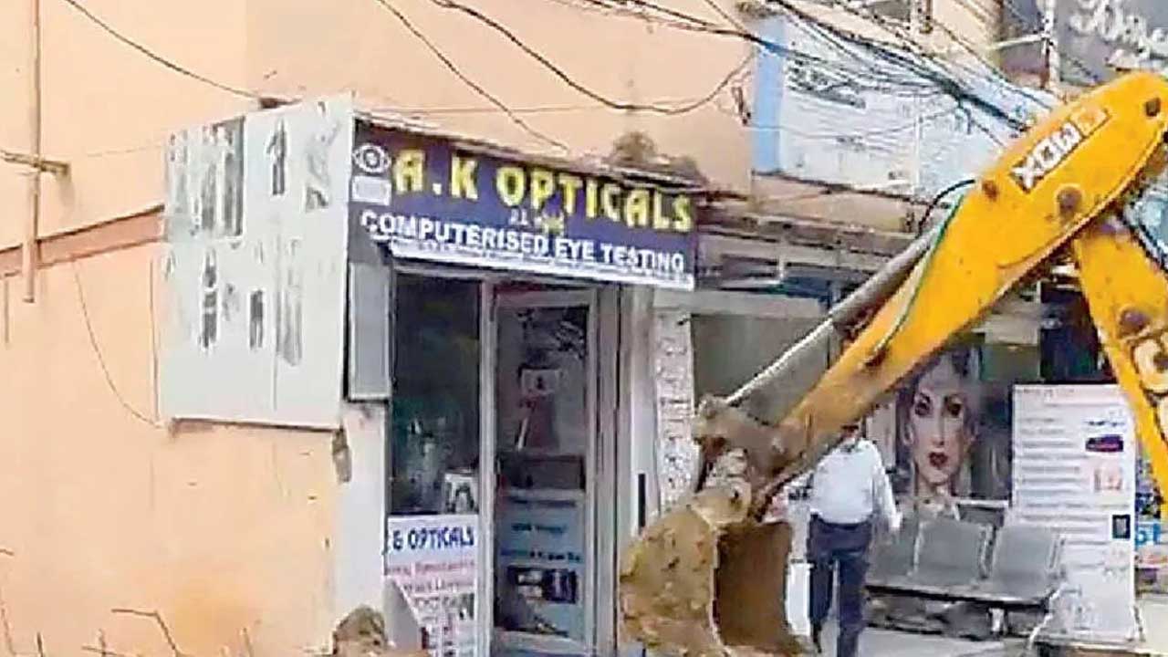 Footpath Encroachments