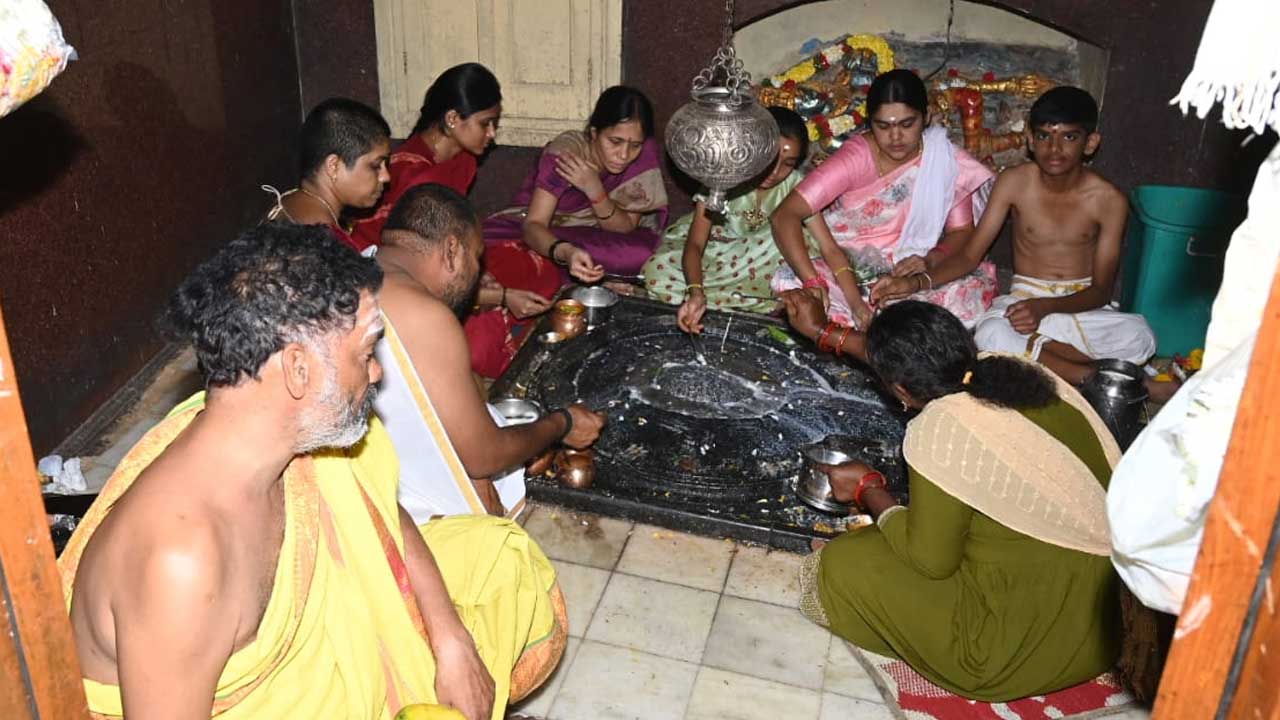 Akshaya Tritiya |