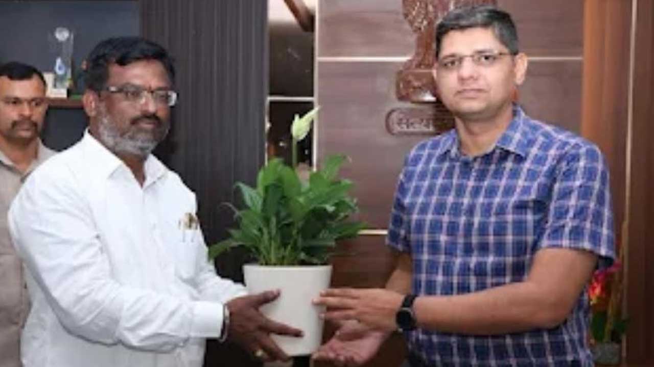 Kamareddy Municipal Commissioner