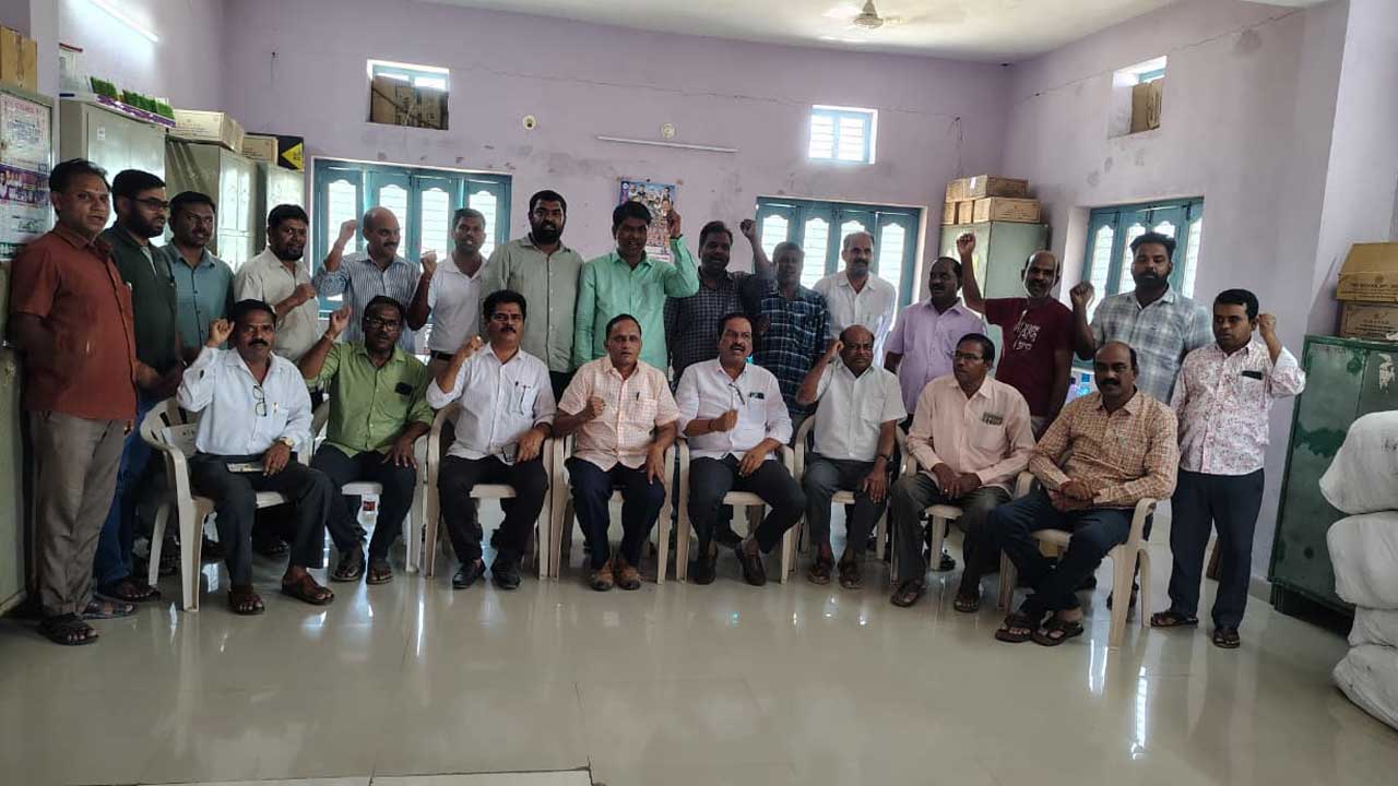Telangana Employees Protest