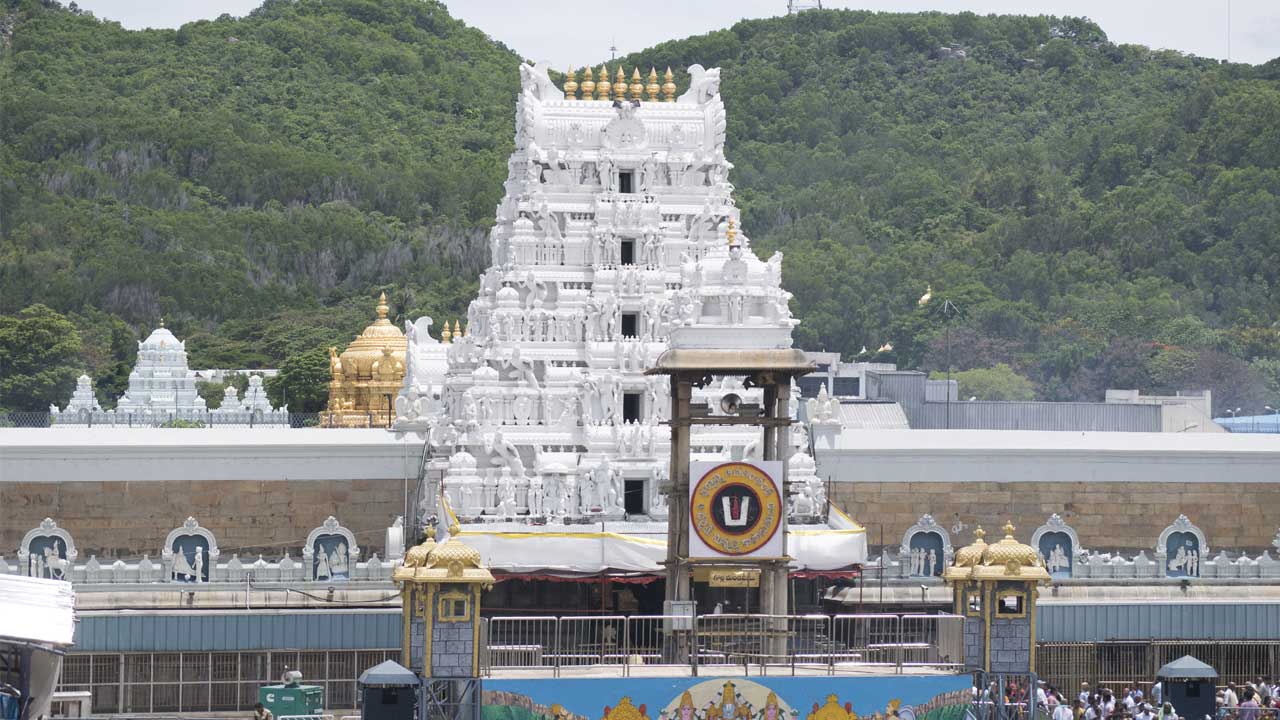 Tirumala Hotel Theft