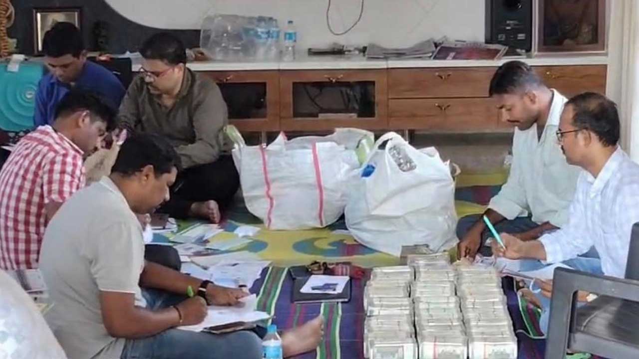 ACB Raids HMWSSB GM