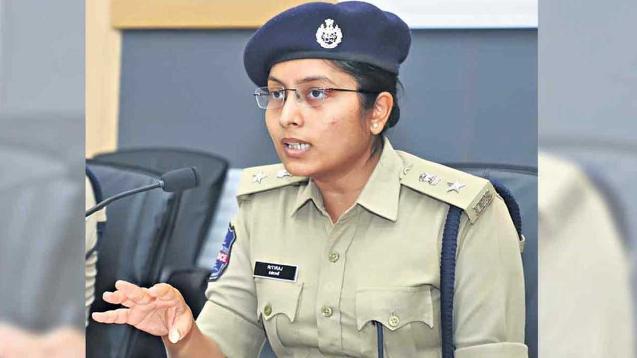 akshara today .jpgdcp