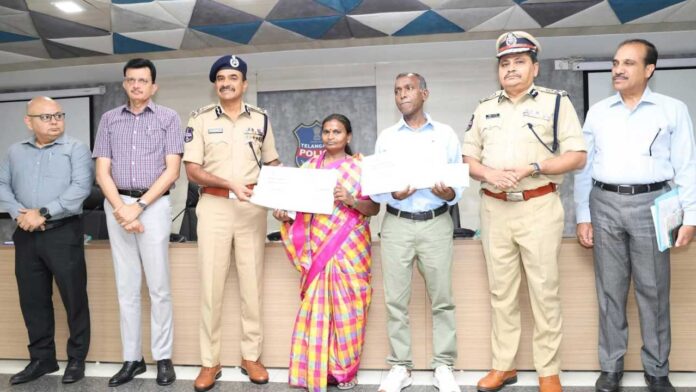 Maoist Narahari Surrender