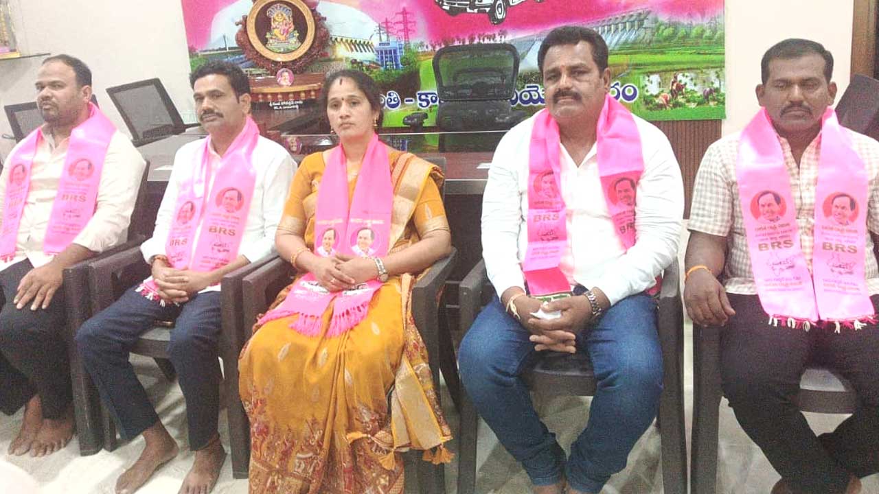 BRS BJP Counter |