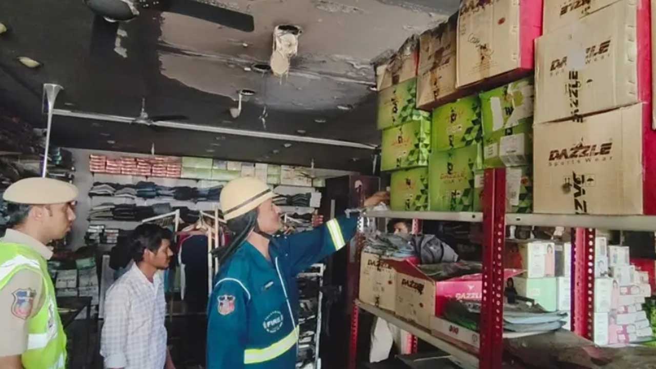 Yellareddy Shop Fire |