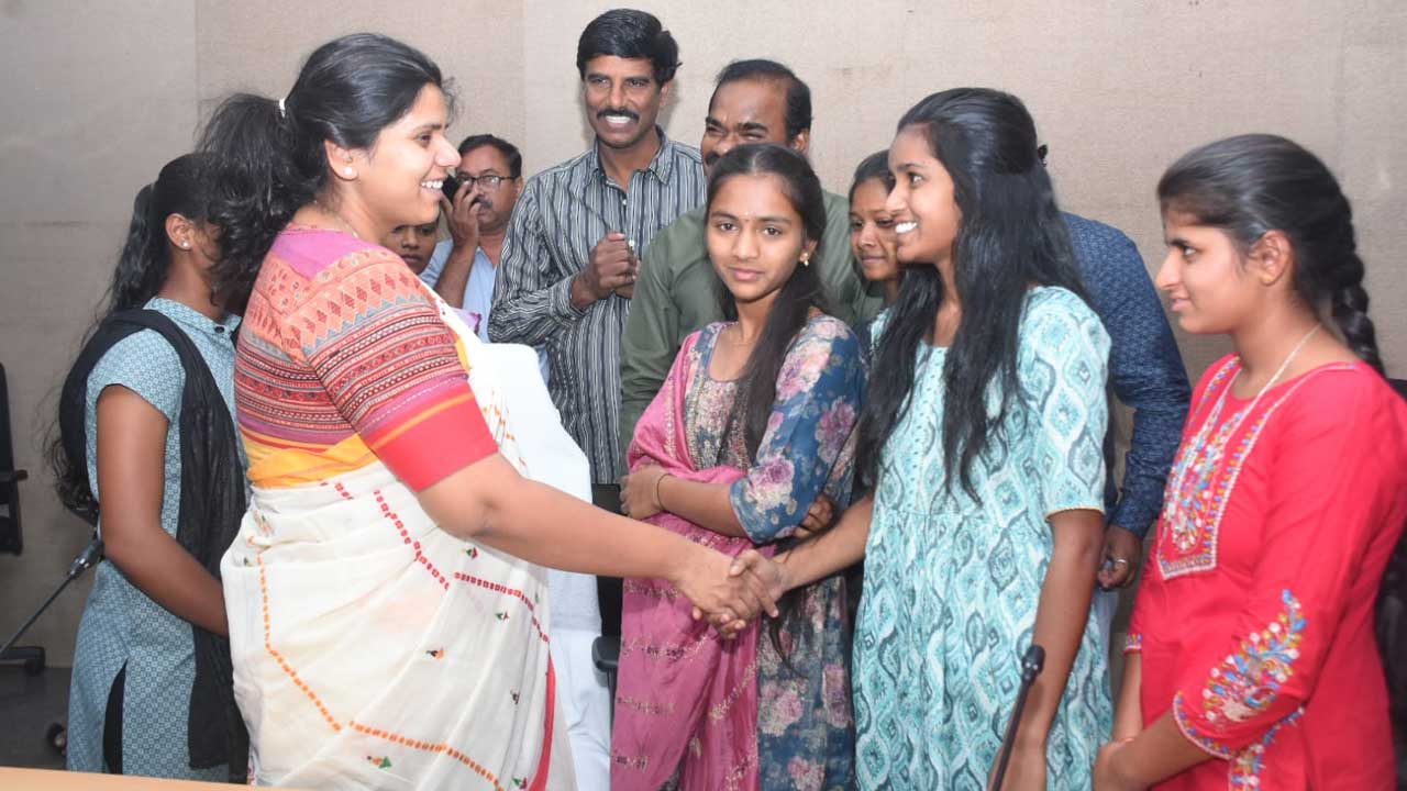 Collector Ila Tripathi |