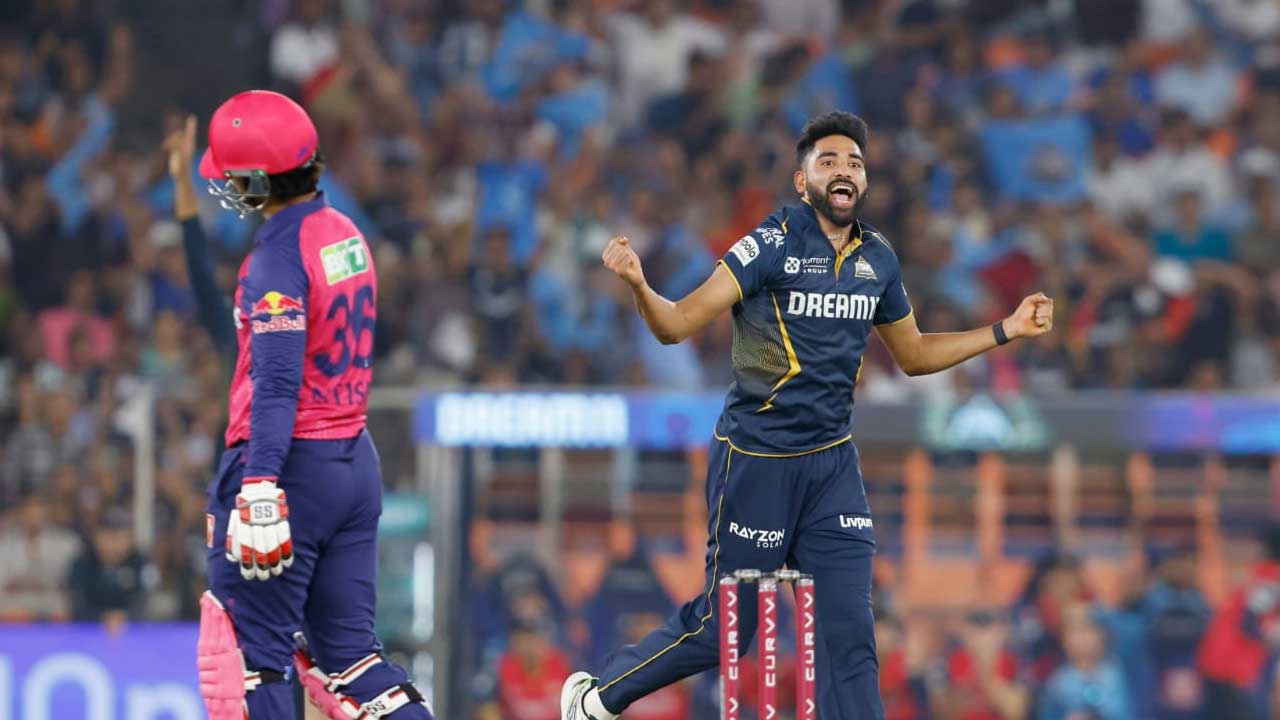IPL Playoff Race