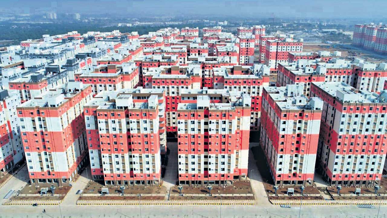 Double Bedroom Houses