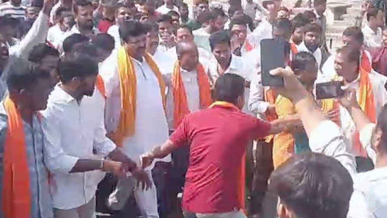 Armoor BJP Protest