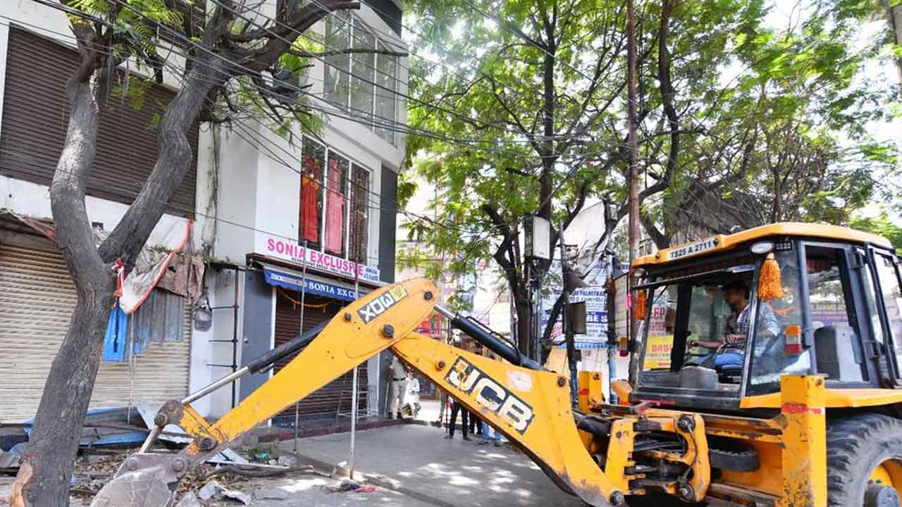 Footpath Encroachments
