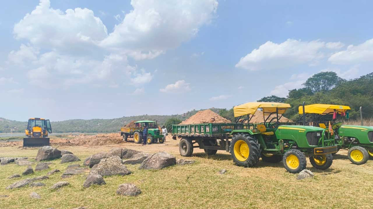 Illegal Moram Mining