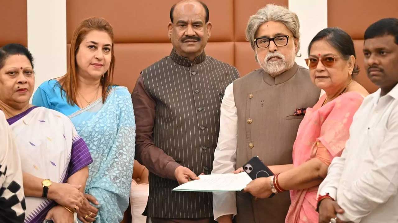 Rebel TMC MPs