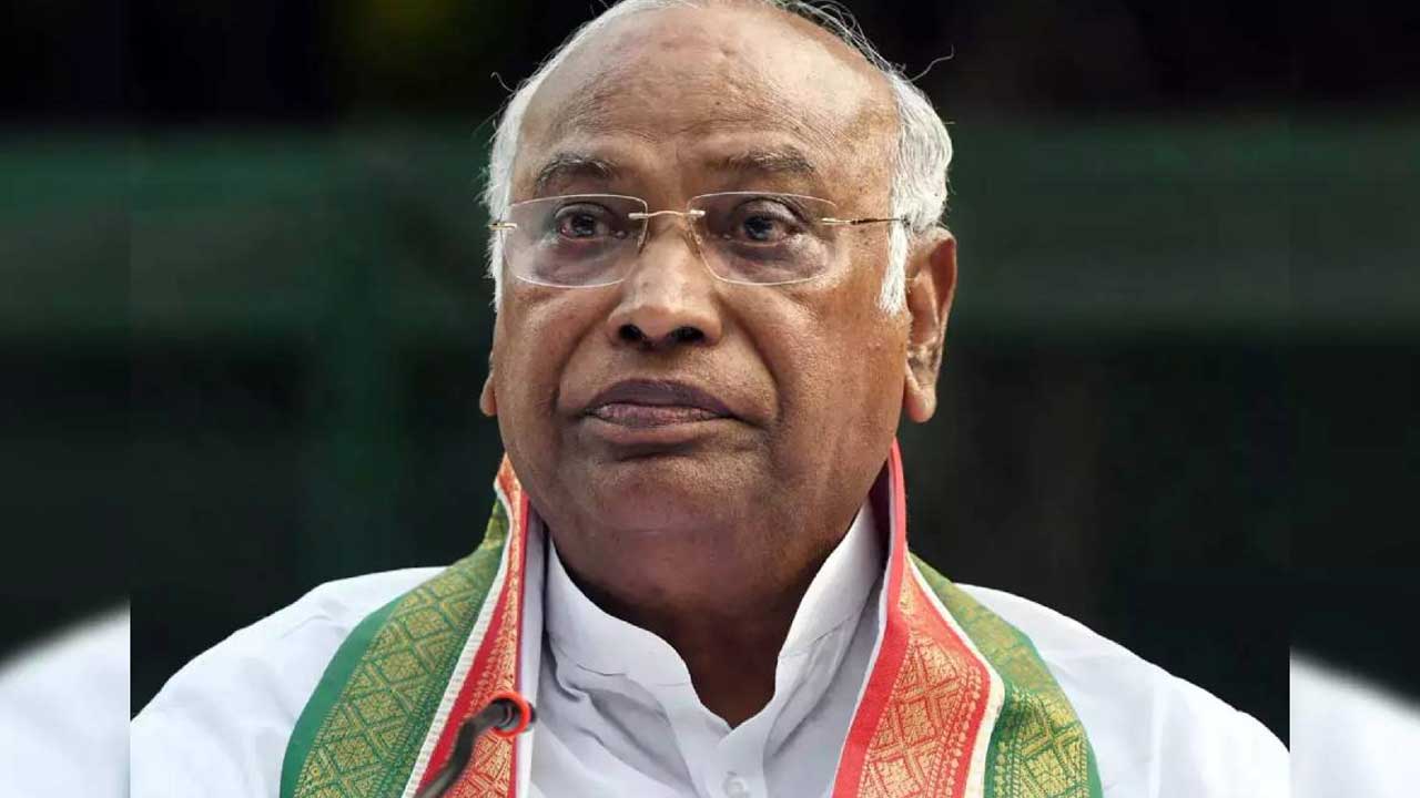 akshara today .jpgkharge