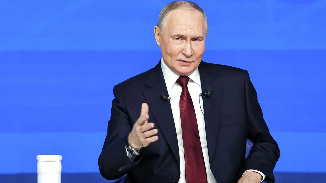 Putin Russia Challenges
