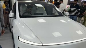 Tesla Experience Center | హైదరాబాద్లో టెస్లా ఎక్స్పీరియన్స్ సెంటర్ ప్రారంభం 2 car