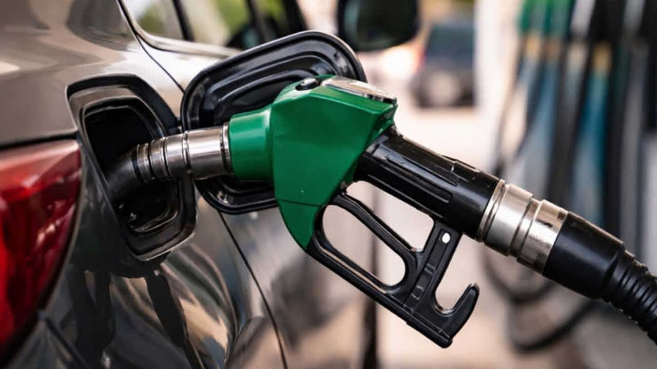 Diesel Export Tax | పెరిగిన ఇంధన ఎగుమతి సుంకాలు.. నేటి నుంచే అమలు 2 oil.1