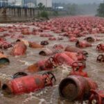 Cylinders Floating