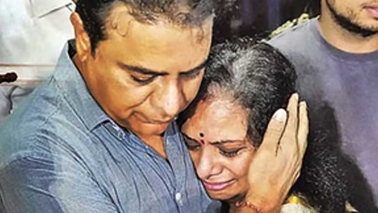 Kavitha Slams KTR