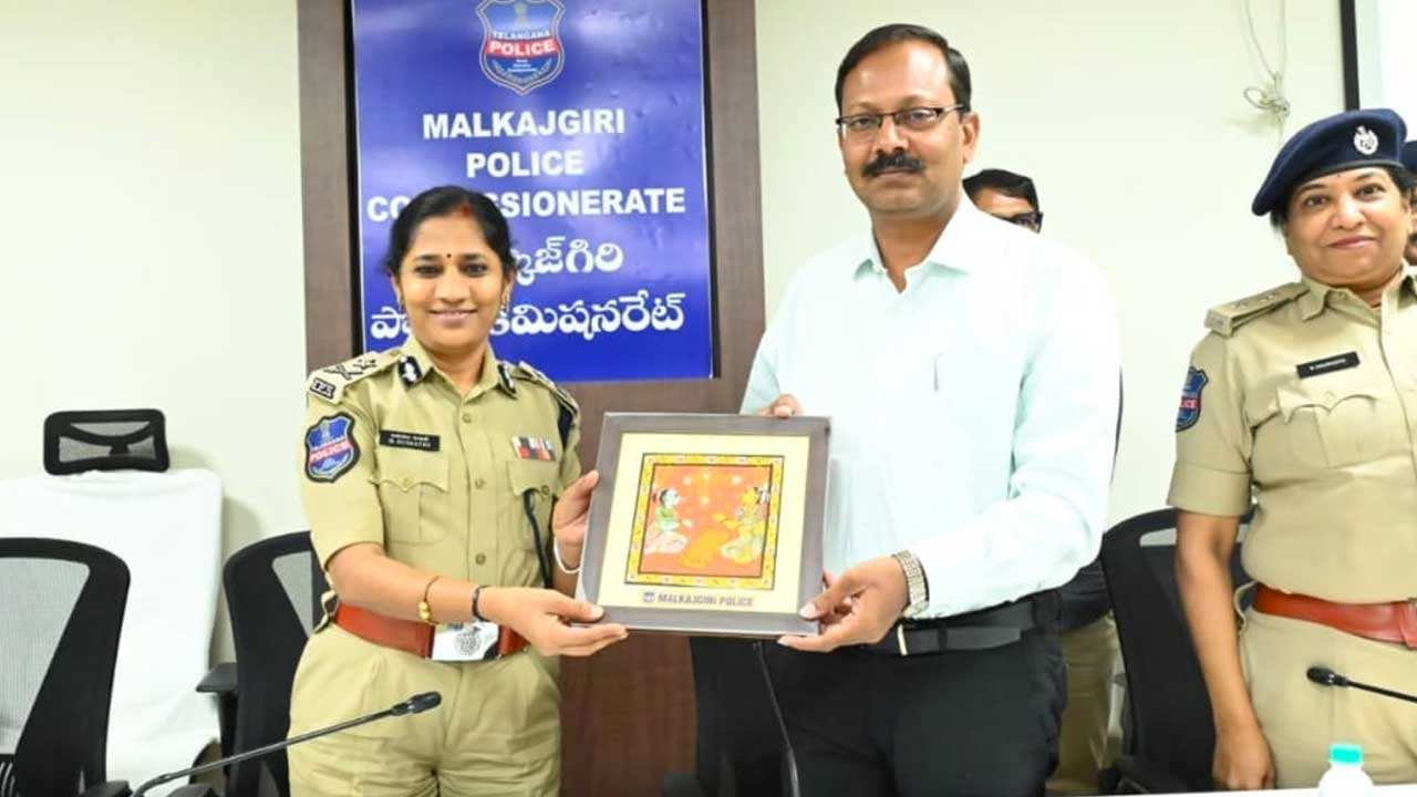 akshara today .jpgcommissi
