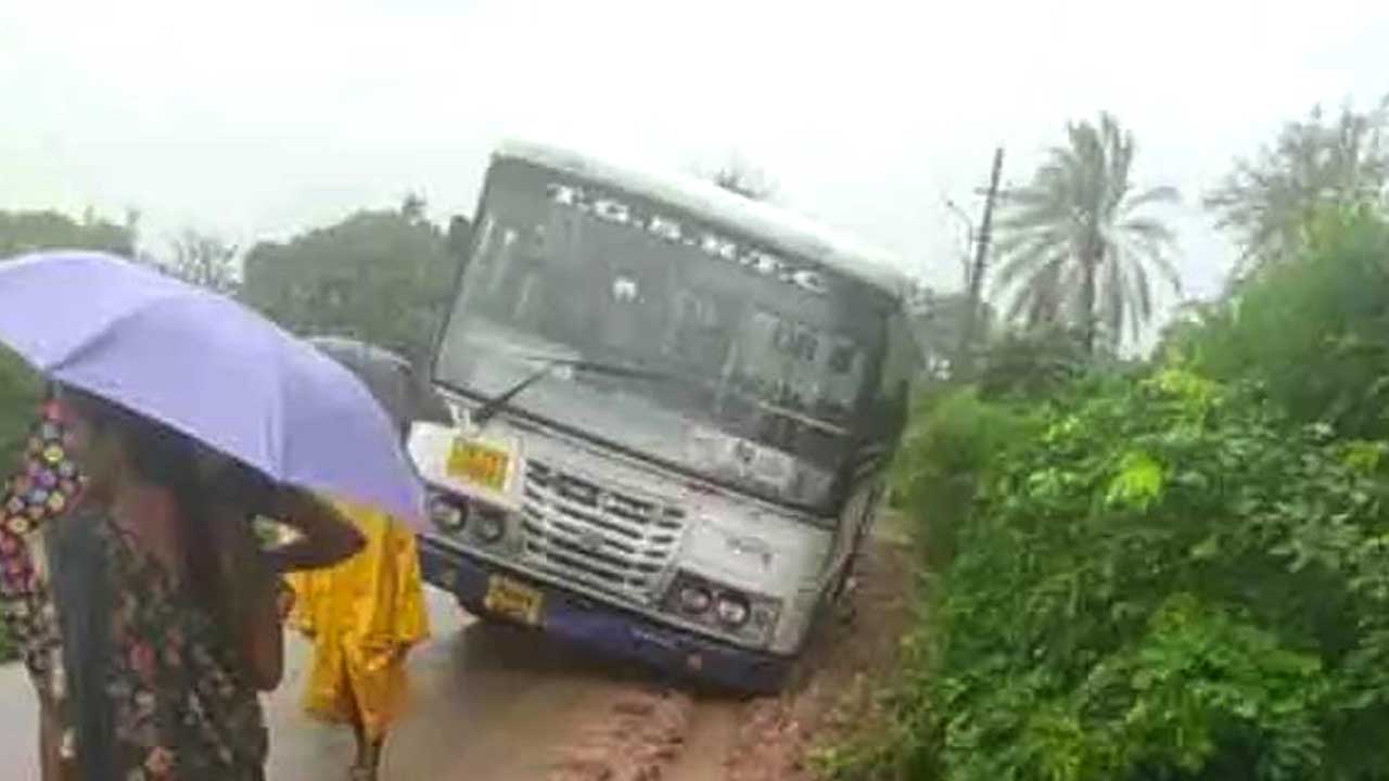 RTC Bus Stuck |