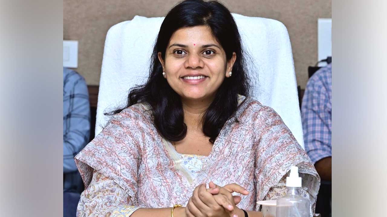 Nizamabad Collector |