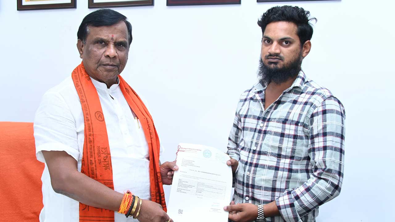 Nizamabad MLA |
