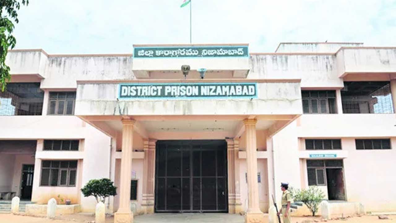 Nizamabad Jail Warder |