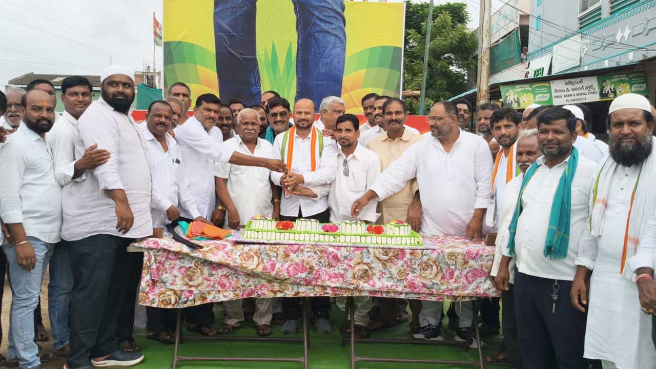 Pocharam Bhaskar Reddy |