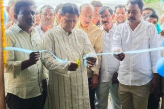 Palle Davakhana |