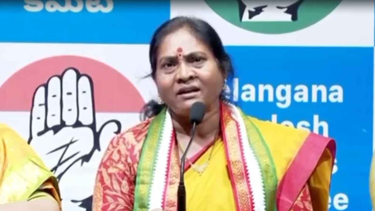Konda Sushmita Politics
