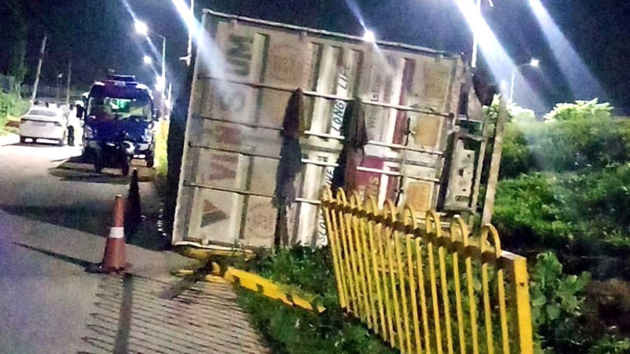 Dichpally Lorry Accident |