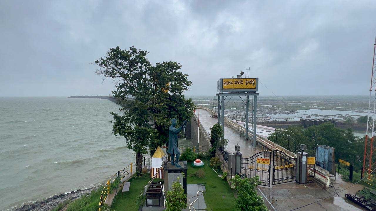 Sriram Sagar Water Level