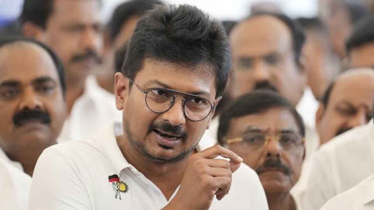 Udhayanidhi Trisha Remarks