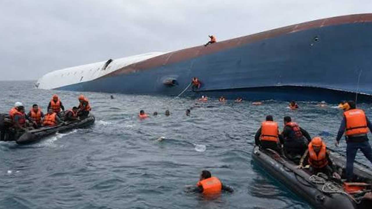 Cyprus boat capsizes