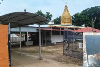 Gandhari temple theft |