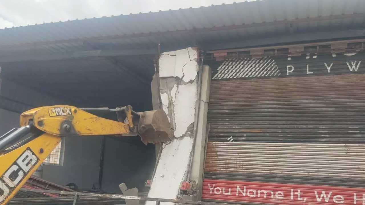 Illegal Buildings