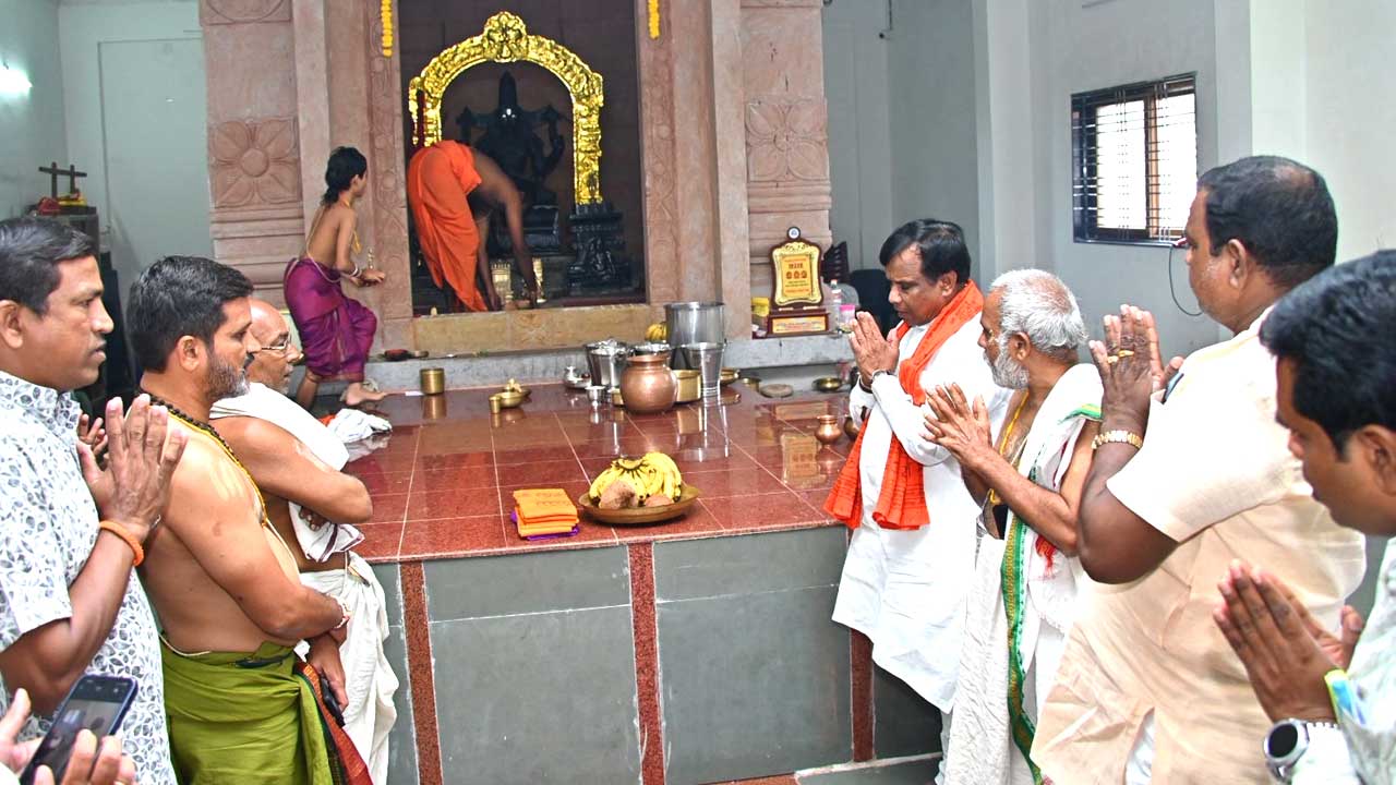 Raghavendra Swamy Math |