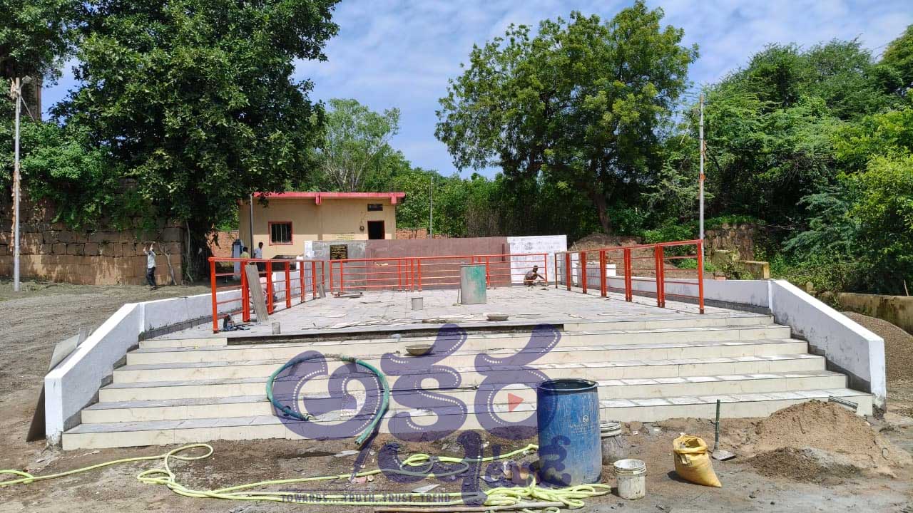 Nizamabad Oora Panduga |