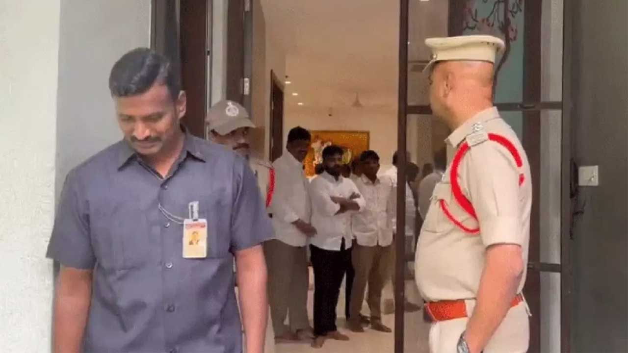 Harish Rao House Arrest