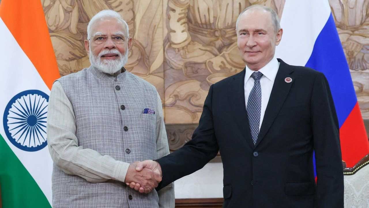 Modi Putin Meeting