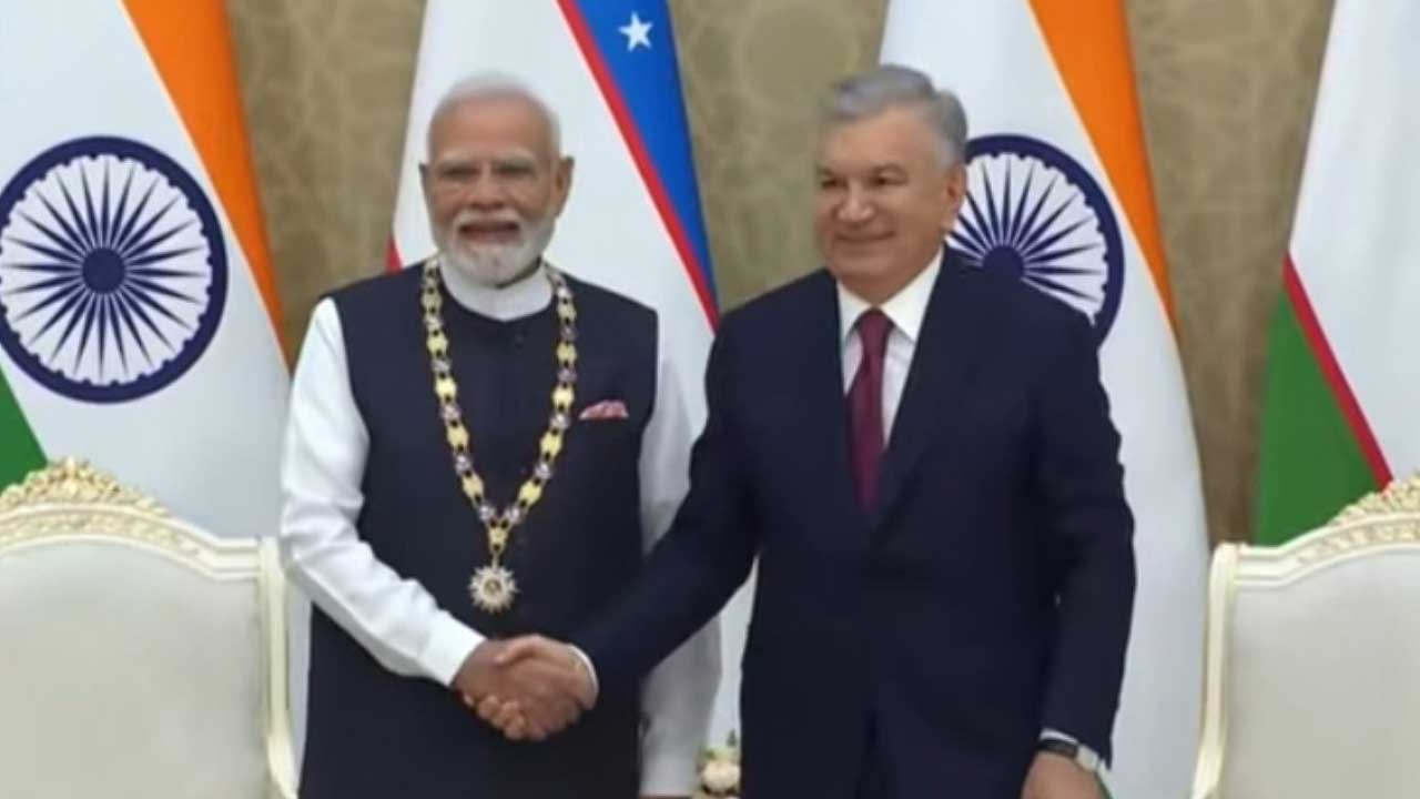 Modi Uzbekistan Award