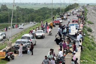 Sriramsagar Tourist Rush |