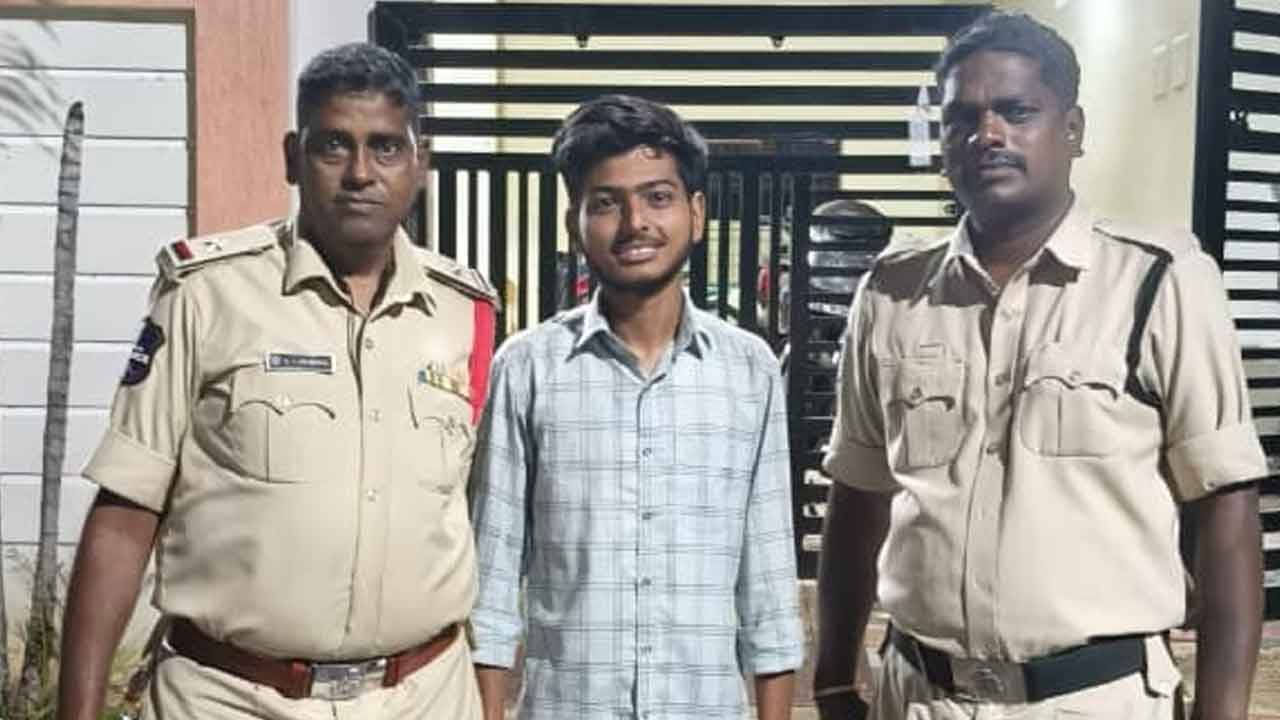 ABVP Leaders Arrested
