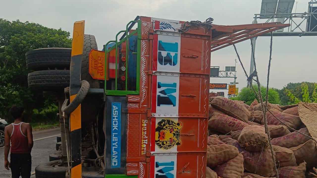 Kamareddy Lorry Accident