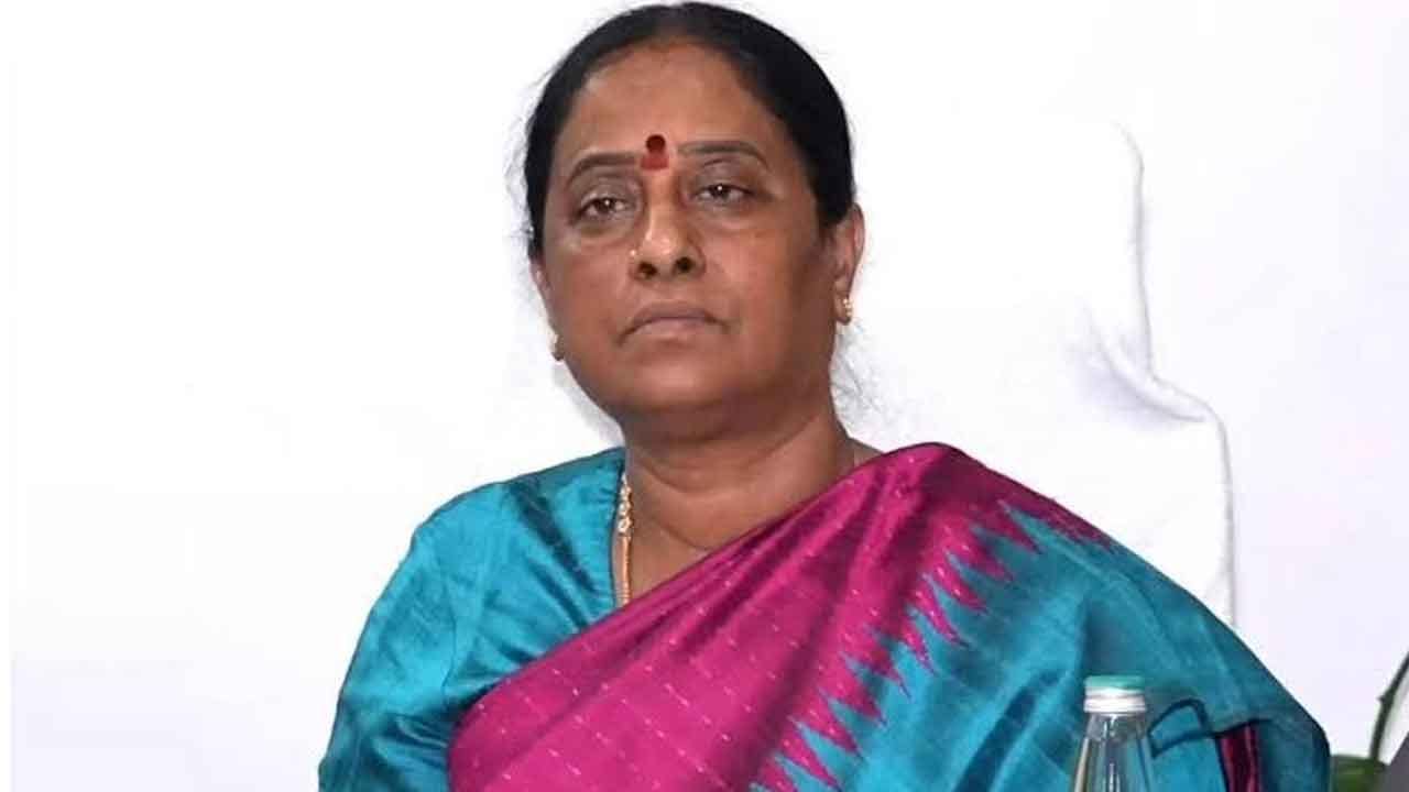 Konda Surekha Comments