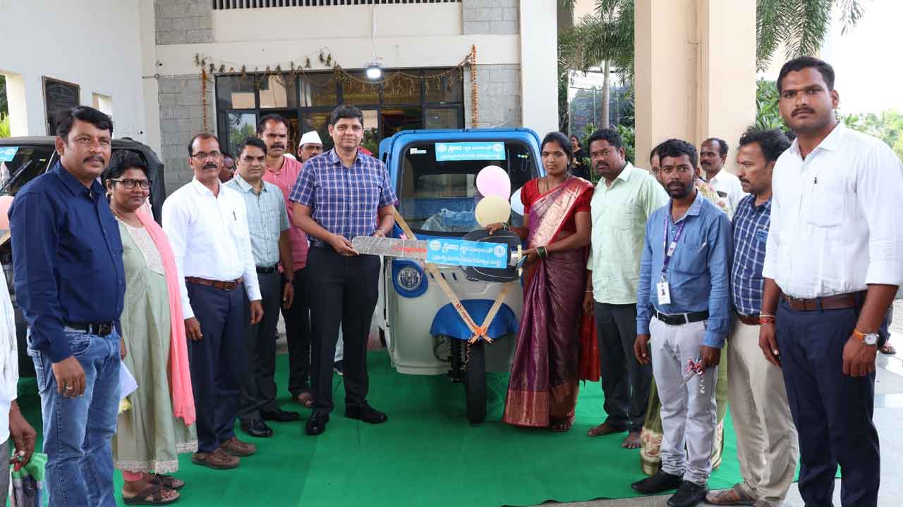 Sthree Nidhi Electric Autos