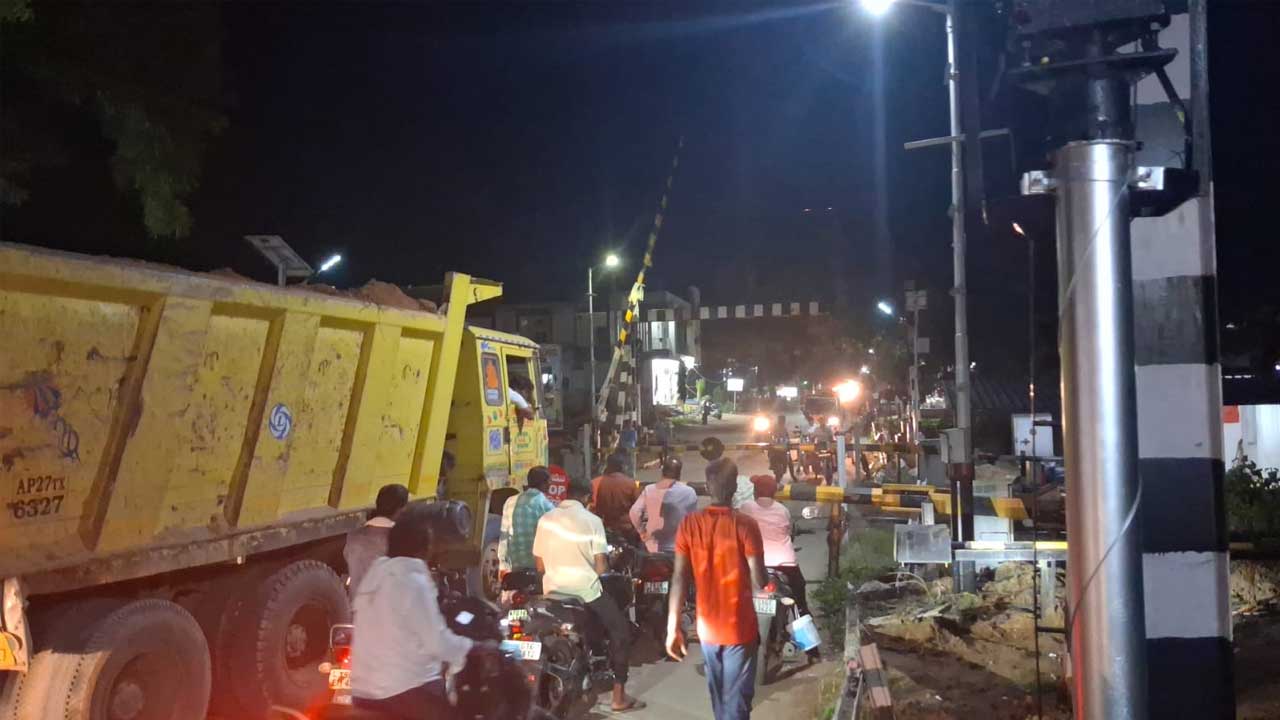 Ghanpur Dichpally Road Closure |